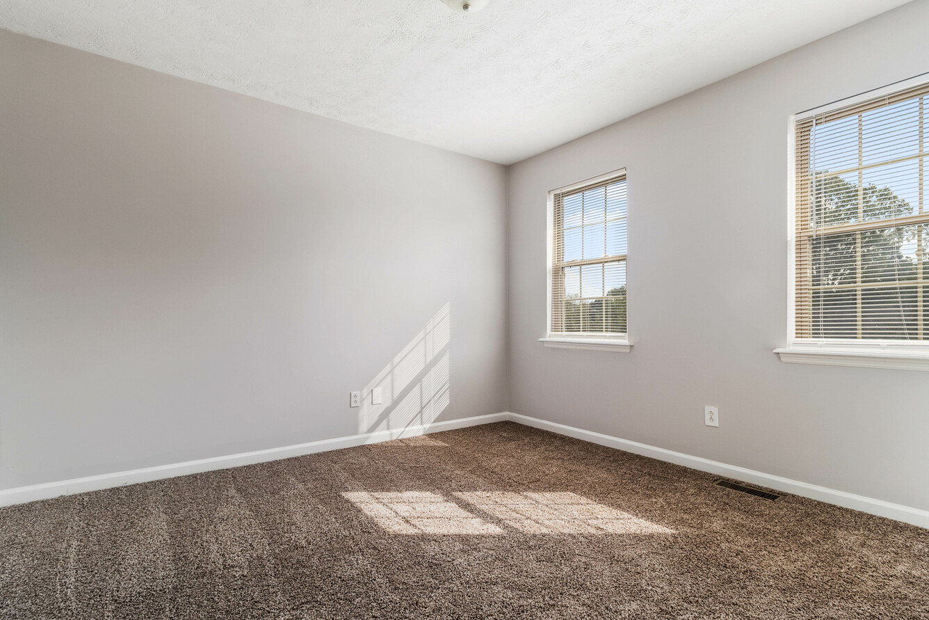 Eagle Creek Townhomes Spacious Townhomes in Lexington, KY